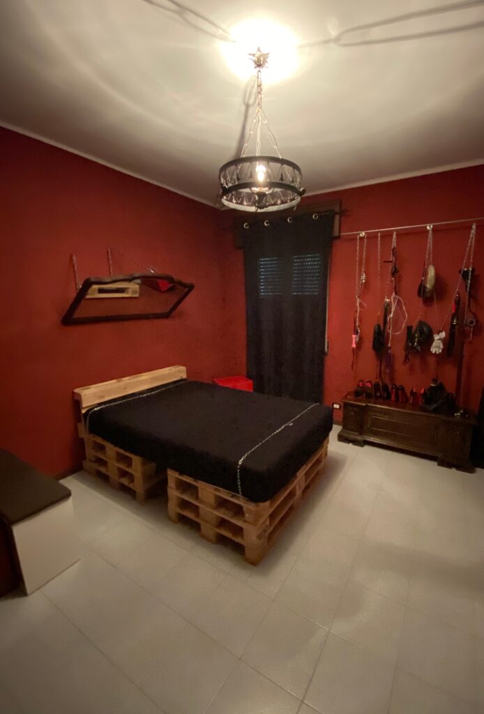 studio attrezzato bdsm bergamo